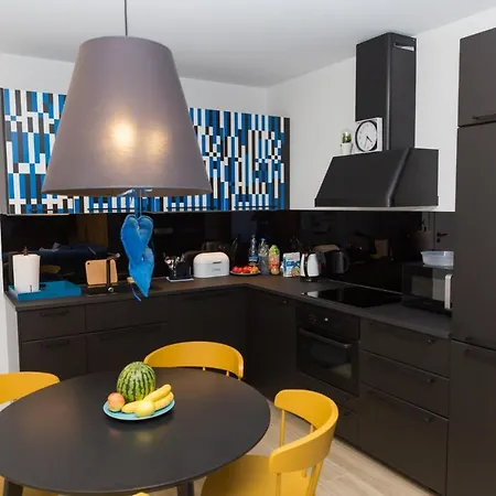 Quattro Apartment *